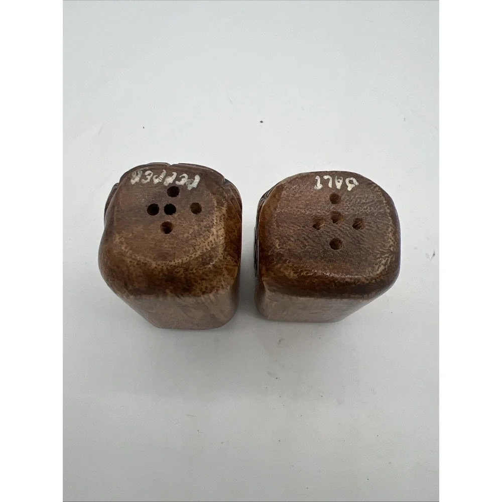 Vintage Hand Carved Wood Aztec Tiki Design Salt and Pepper Shakers‎